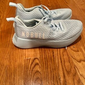 NOBULL Light Gray Sneakers with Breathable Mesh and Thick Foam Sole